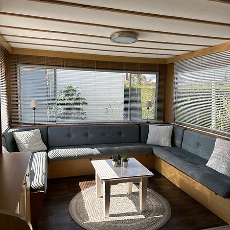 Gezellige Stacaravan Met Groot, Zonnig Terras! Belt-Schutsloot Extérieur photo