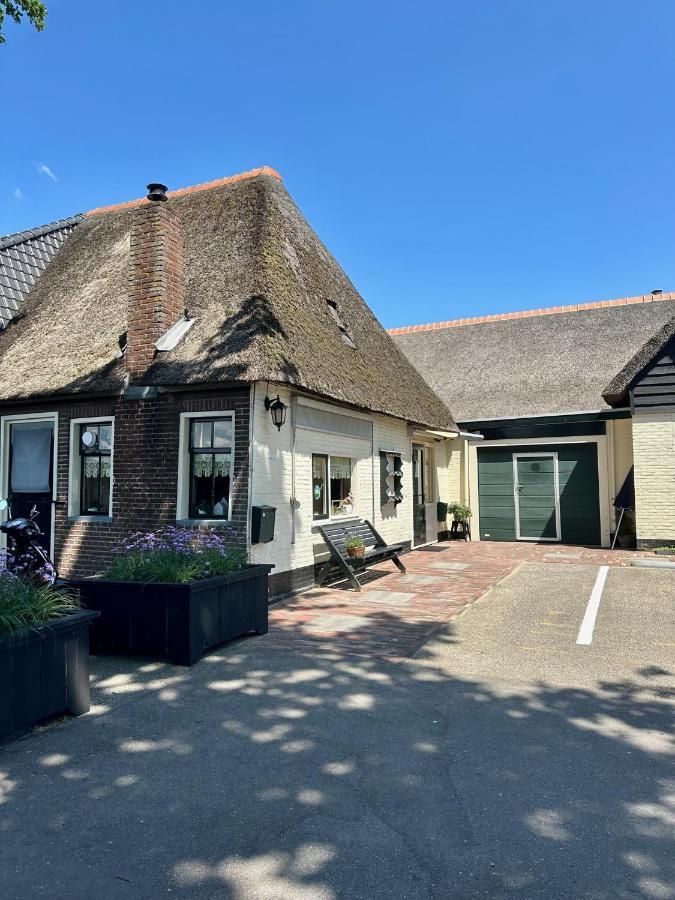 Gezellige Stacaravan Met Groot, Zonnig Terras! Belt-Schutsloot Extérieur photo