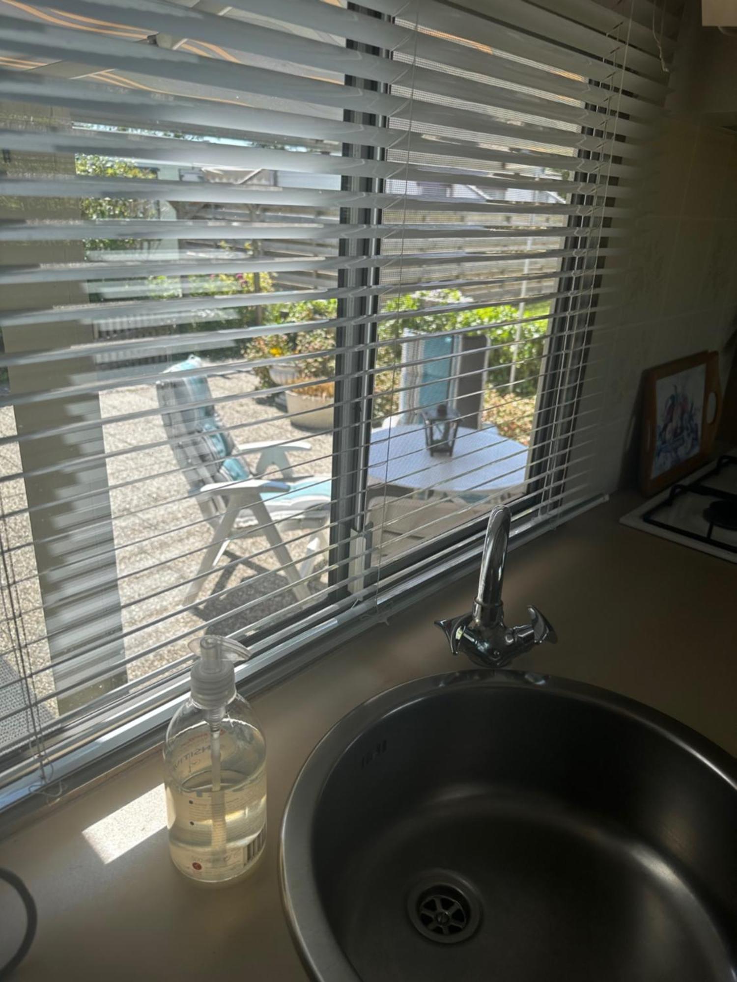 Gezellige Stacaravan Met Groot, Zonnig Terras! Belt-Schutsloot Extérieur photo