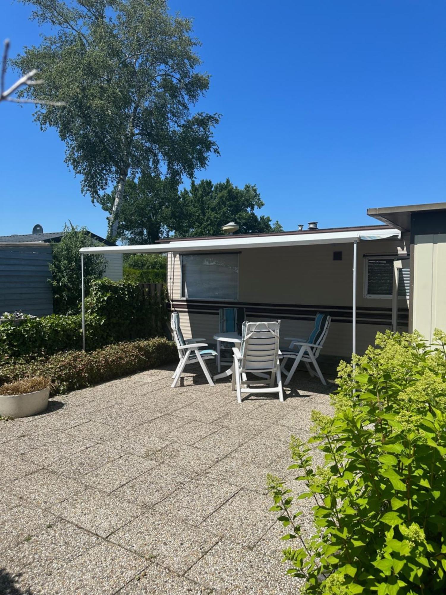 Gezellige Stacaravan Met Groot, Zonnig Terras! Belt-Schutsloot Extérieur photo